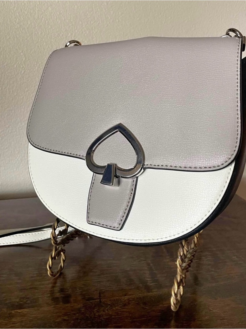Kate Spade 2-Tone Gray/White Crossbody Chain Saddlebag Purse with Heart Clasp
